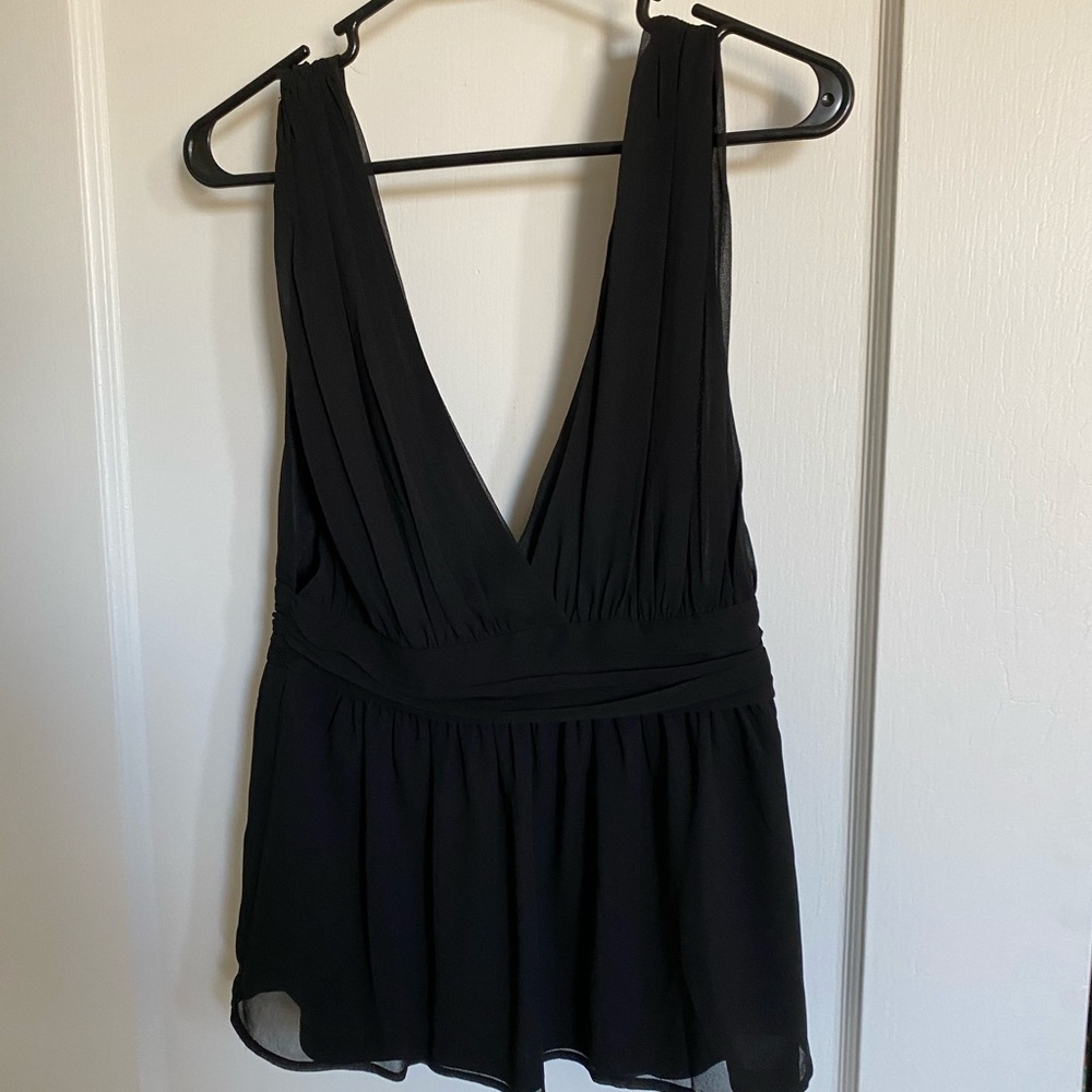 Lulus deep V tank